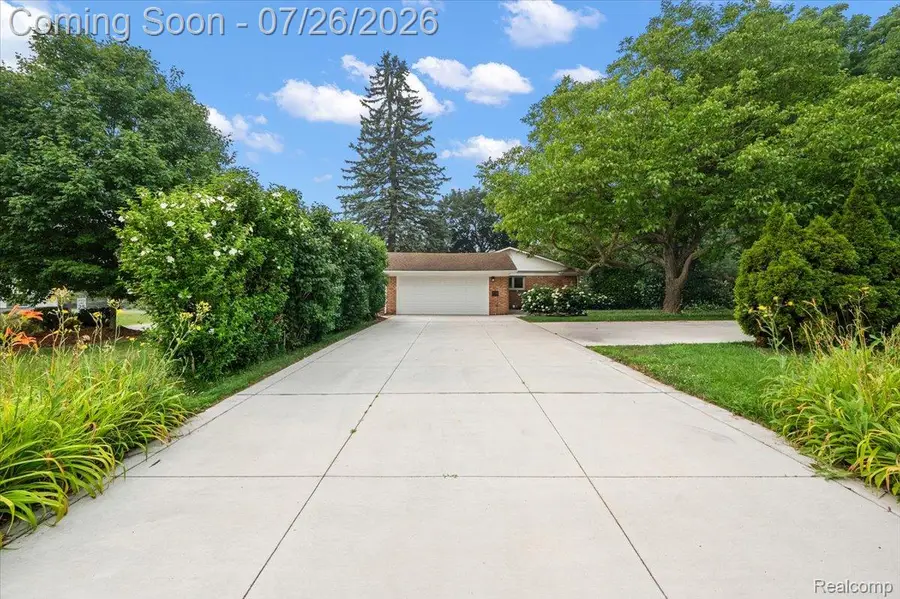 1506 Ledbury Drive, Bloomfield, MI 48304 - #3