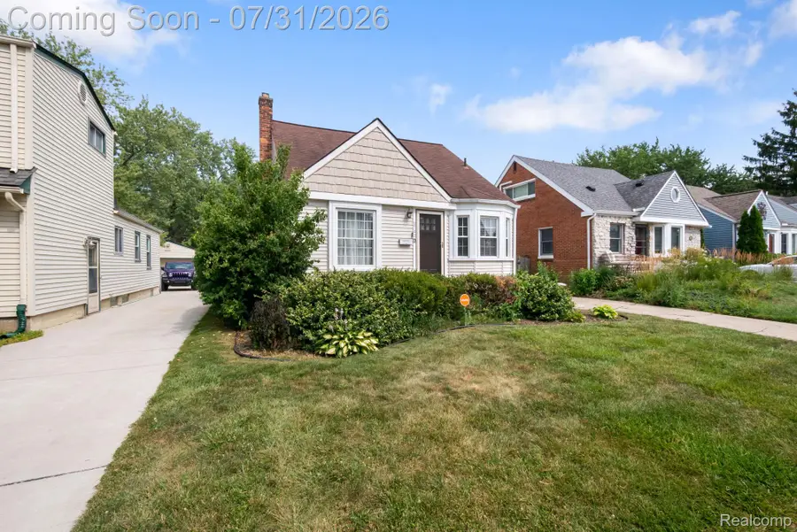 2742 Oakshire Avenue, Berkley, MI 48072 - #2