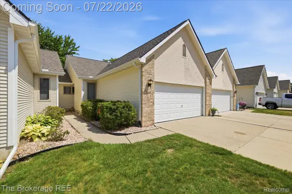 9417 Linda Drive #122, Davison, MI 48423