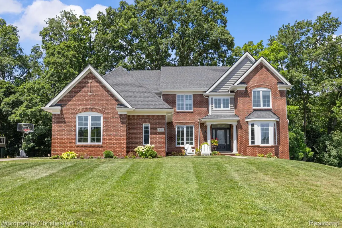578 Red Bank Drive, White Lake, MI 48386 - #1