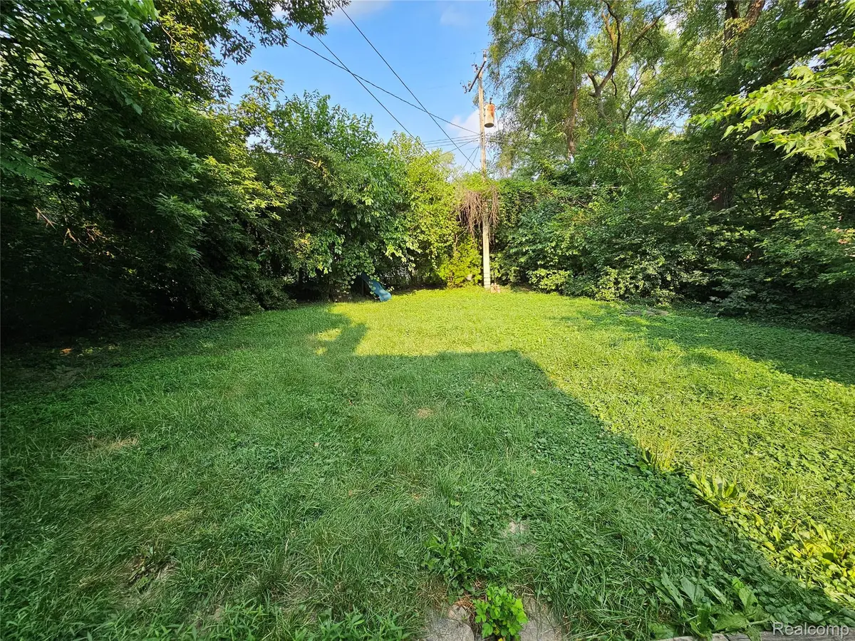 15524 Macarthur, Redford, MI 48239 - #1