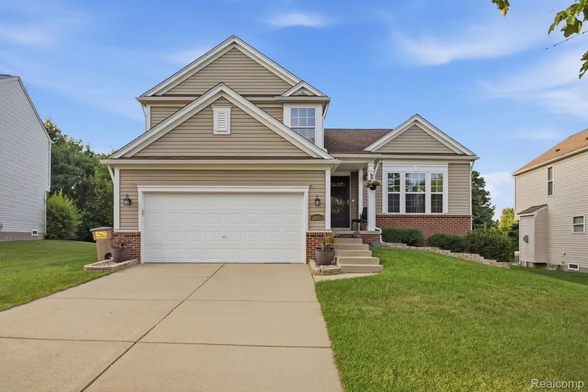 866 Canyon Creek Drive, Holly, MI 48442 - #1