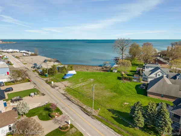00000 South River Road, HarrisonTownship, MI 48045