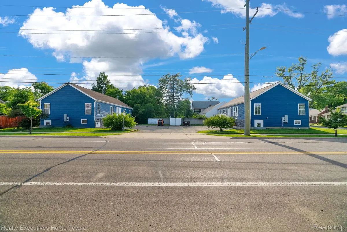 415 Hilton Road, Ferndale, MI 48220 - #1