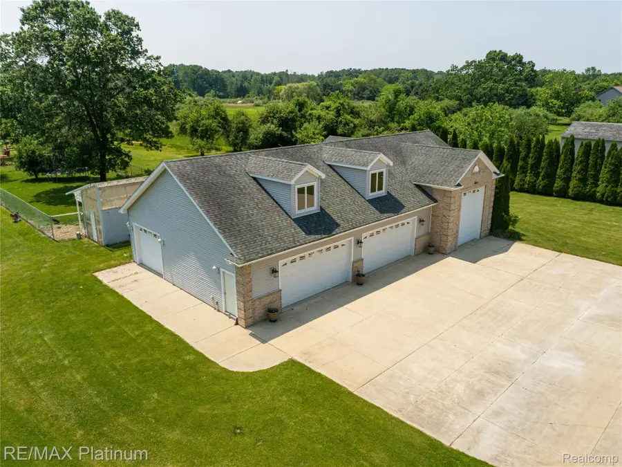 8922 Mcclements Road, Brighton, MI 48114 - #2