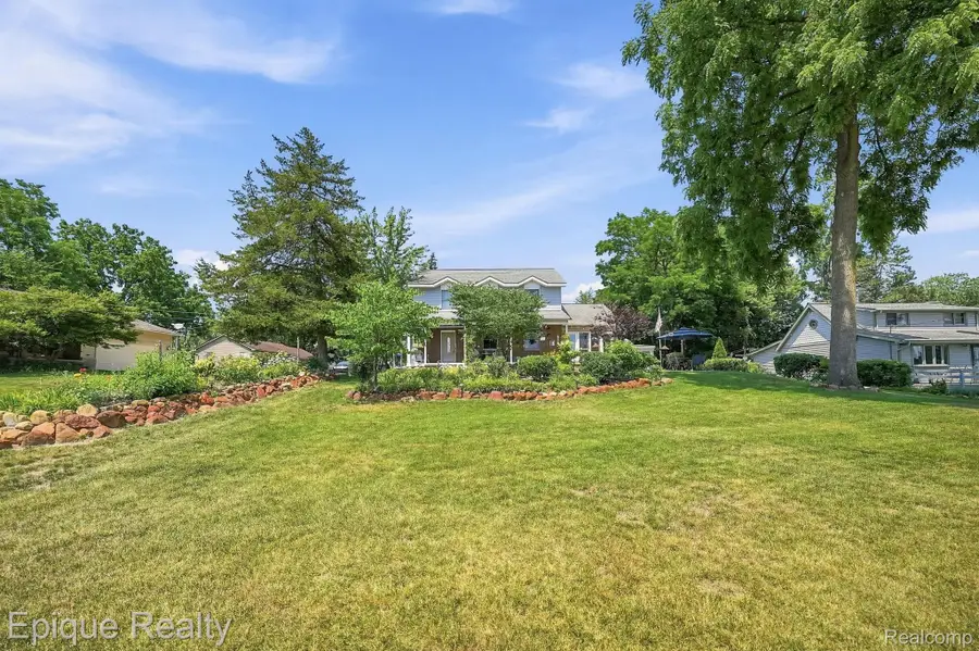 1642 Delmonte Street, Wolverine Lake, MI 48390 - #3