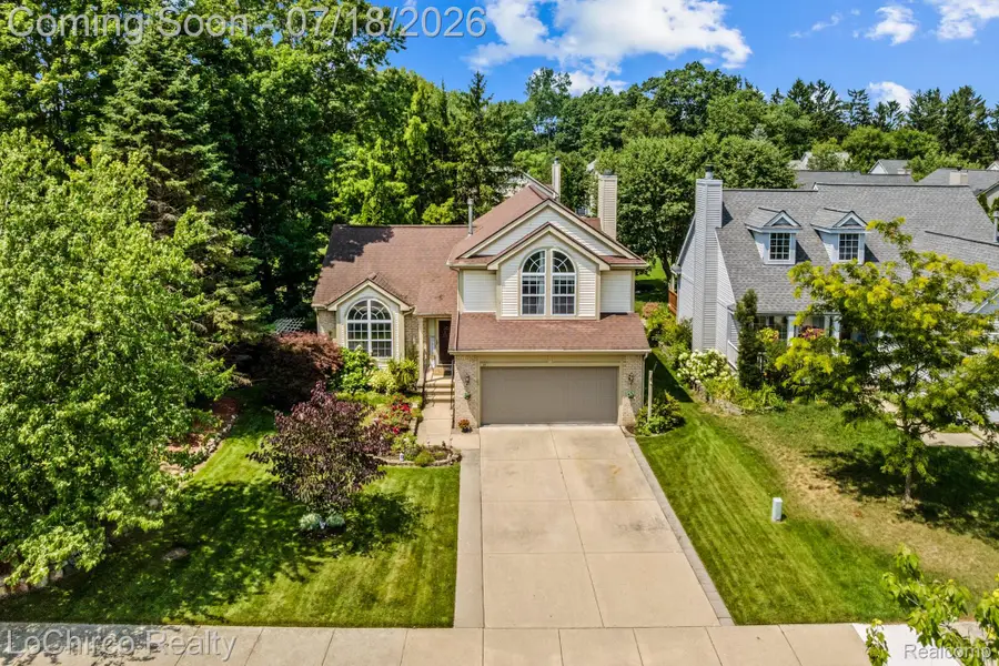 321 Forestview Drive, Waterford, MI 48327 - #3