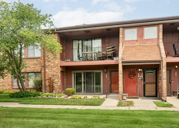 23788 Village House Drive N #5A, Southfield, MI 48033