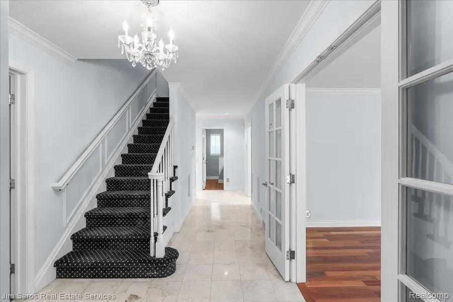 1023 Buckingham Road, Grosse Pointe Park, MI 48230 - #3