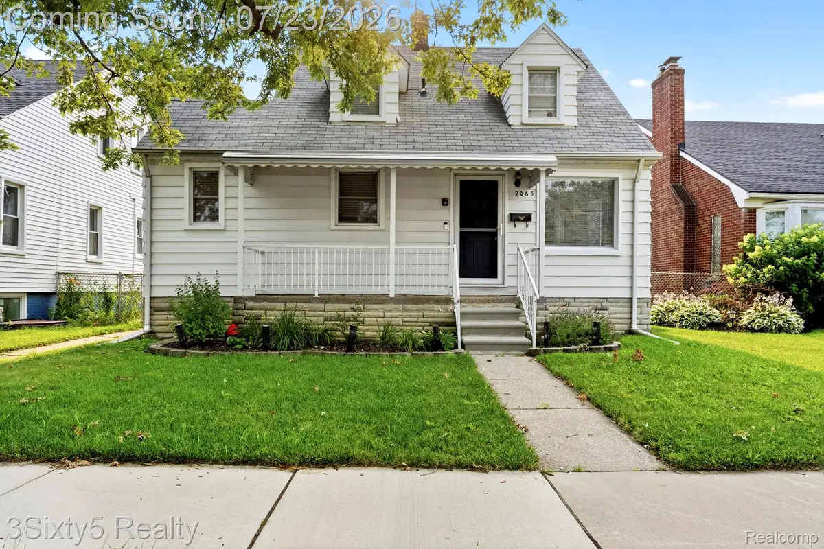 2063 10th Street, Wyandotte, MI 48192 - #1