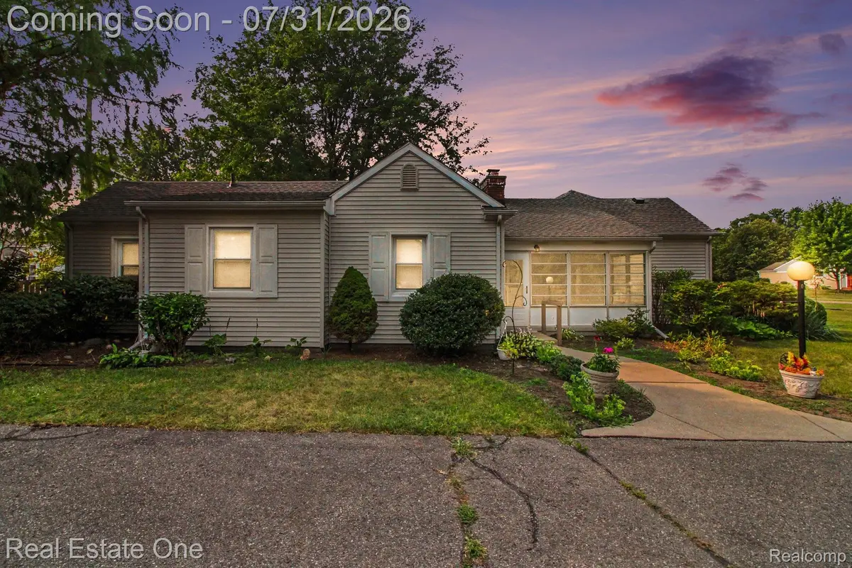 9116 Hix Road, Livonia, MI 48150 - #1