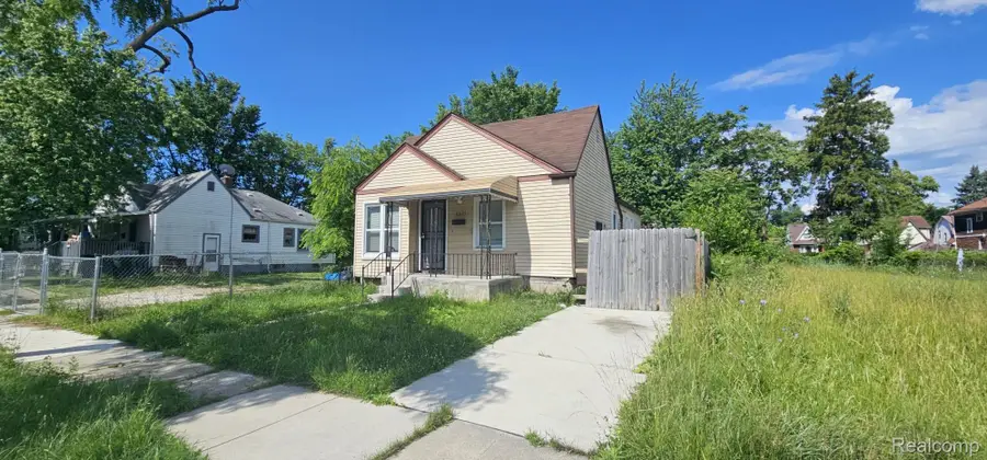 8095 Roselawn Street, Detroit, MI 48204 - #2