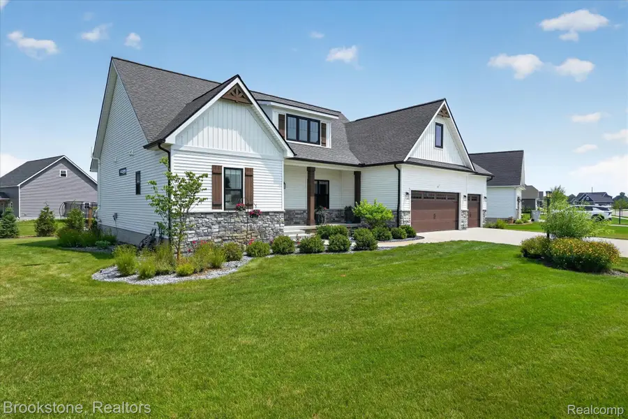 9830 Loretta Lane, South Lyon, MI 48178 - #2
