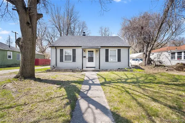 20015 Five Points Street, Redford, MI 48240