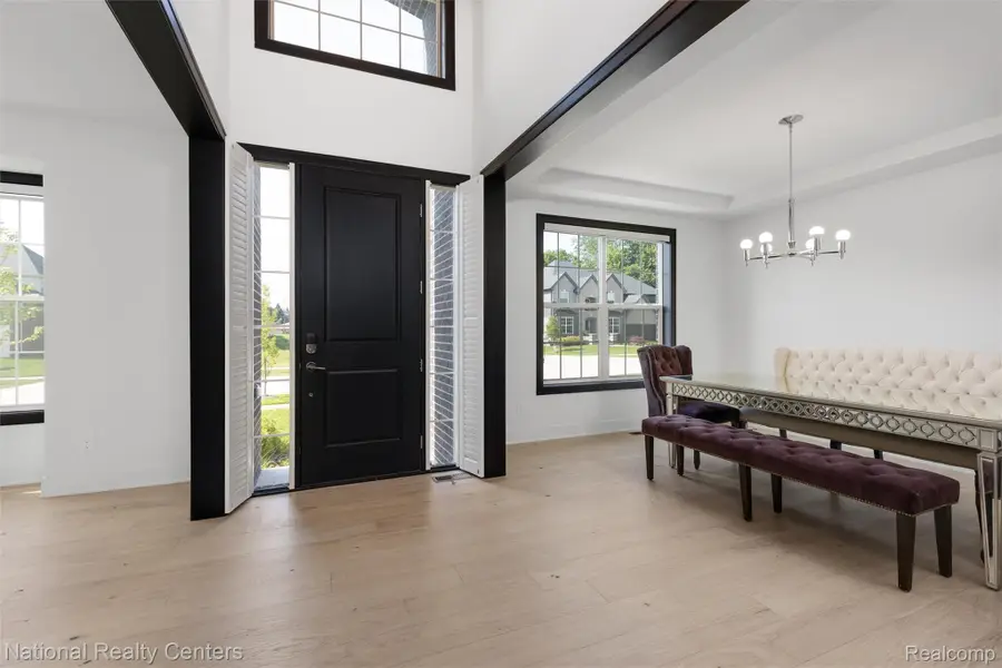 1283 Bloomingdale Drive, Troy, MI 48085 - #2