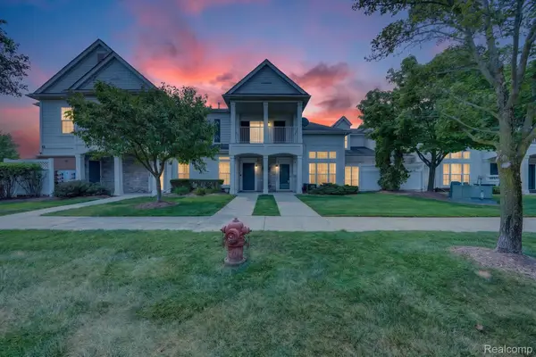 12106 Addington Drive, WalledLake, MI 48390