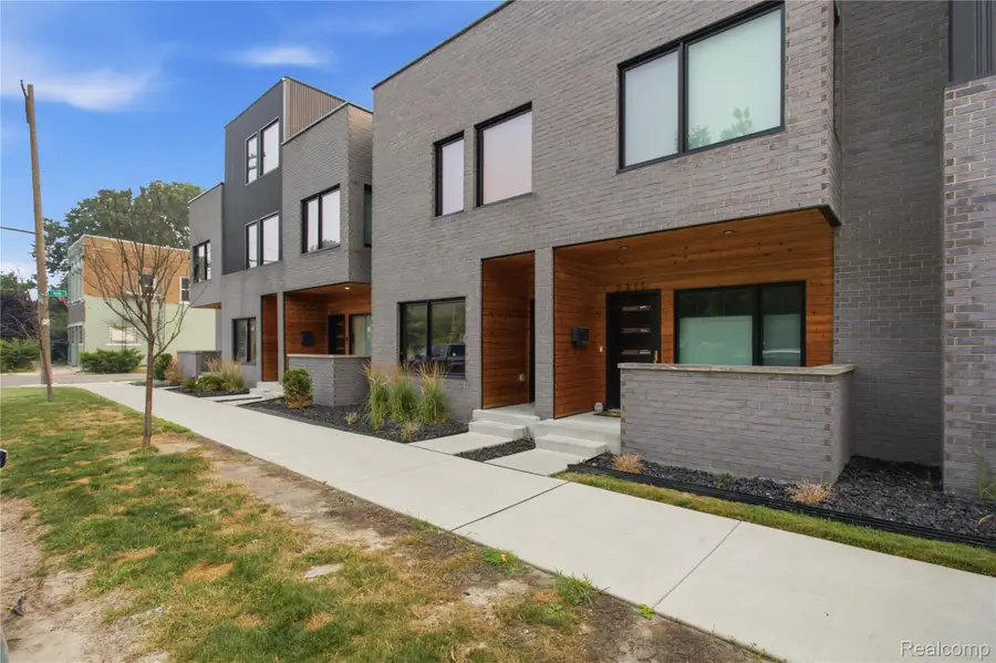 3305 Cochrane St, Detroit, MI 48208 - #3