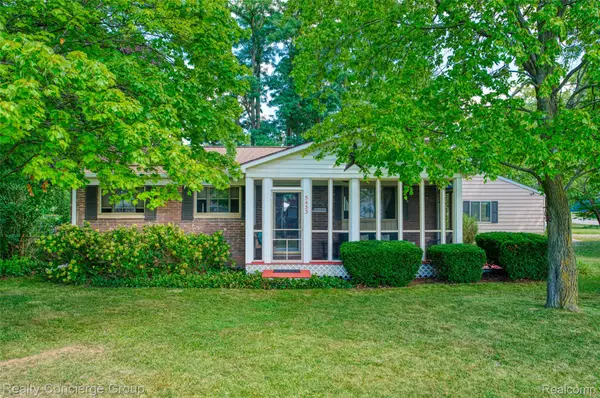 5433 Leland Street, Brighton, MI 48116