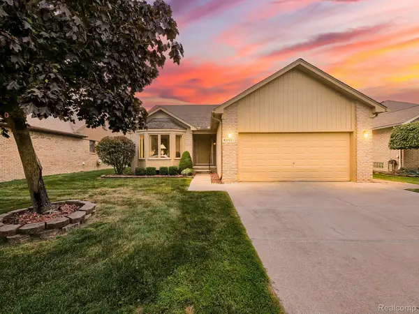 43461 Pointe Drive, ClintonTownship, MI 48038