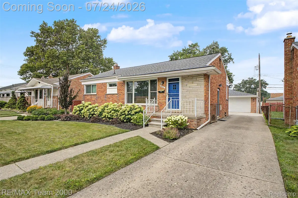 447 Gilman Street, Garden City, MI 48135 - #1