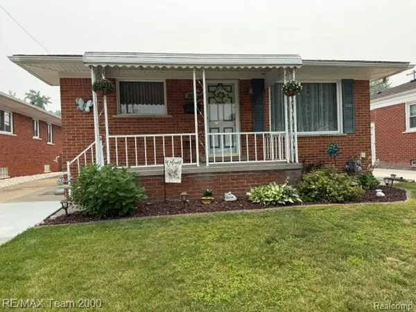 15195 Russell Avenue, AllenPark, MI 48101