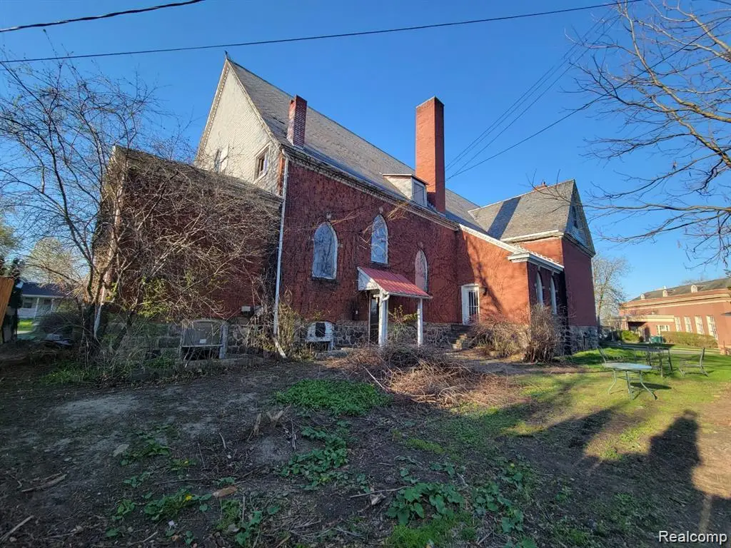 349 N Monroe Street, Lapeer, MI 48446 - #1