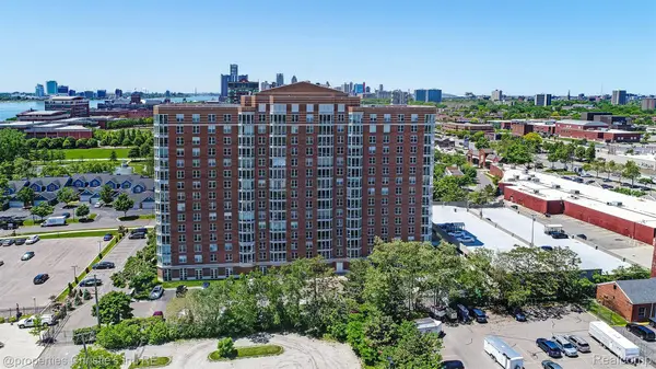 250 E Harbortown Drive #901, Detroit, MI 48207