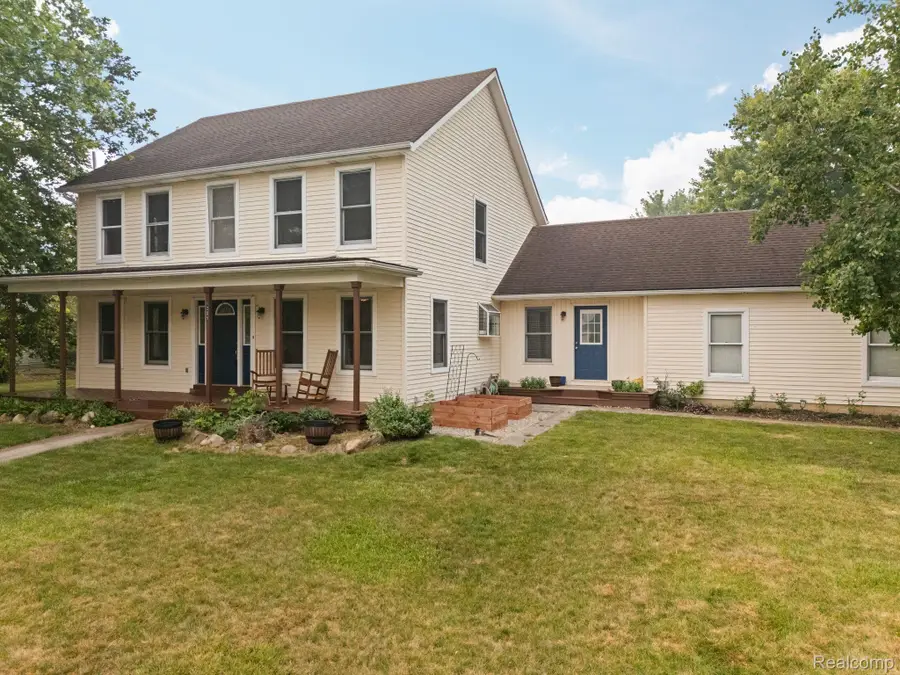 1205 Cody Circle, Saline, MI 48176 - #2