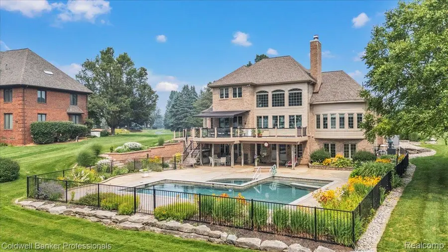 718 Shrewsbury Drive, Clarkston, MI 48348 - #3
