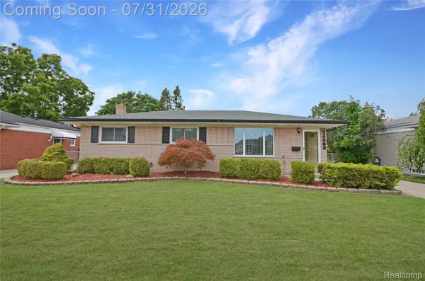 33509 Stonewood Drive, SterlingHeights, MI 48312