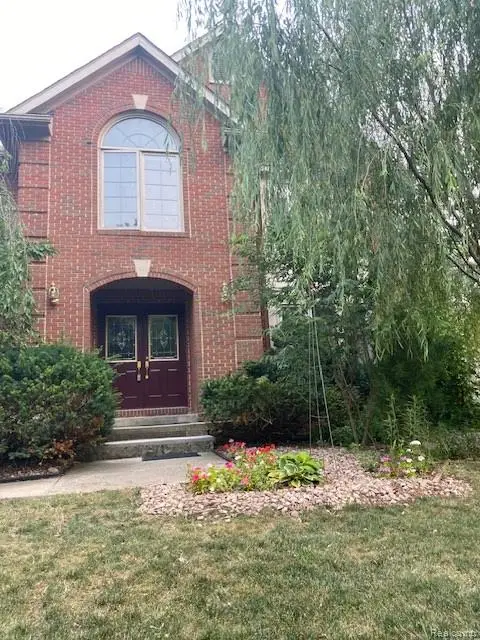 40745 N Northville Trail, Northville, MI 48168 - #2