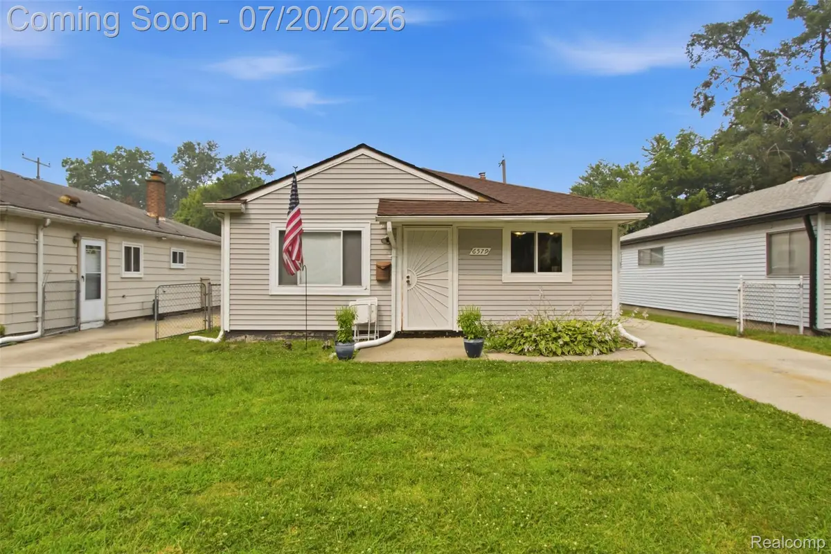 6579 N Highland Street, Dearborn Heights, MI 48127 - #1