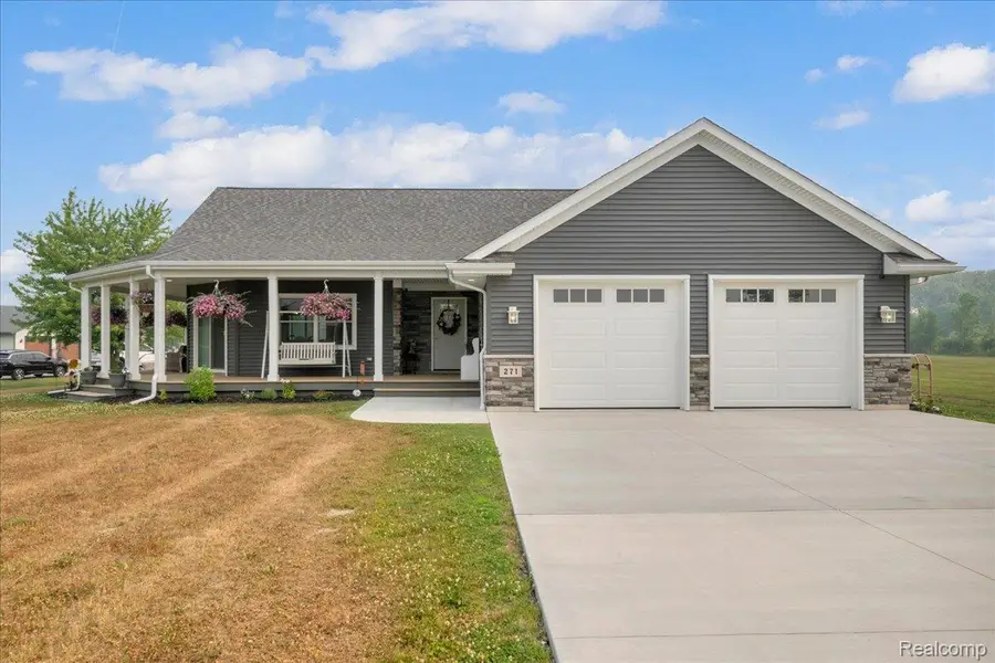 271 E Harrington Road, Croswell, MI 48422 - #3