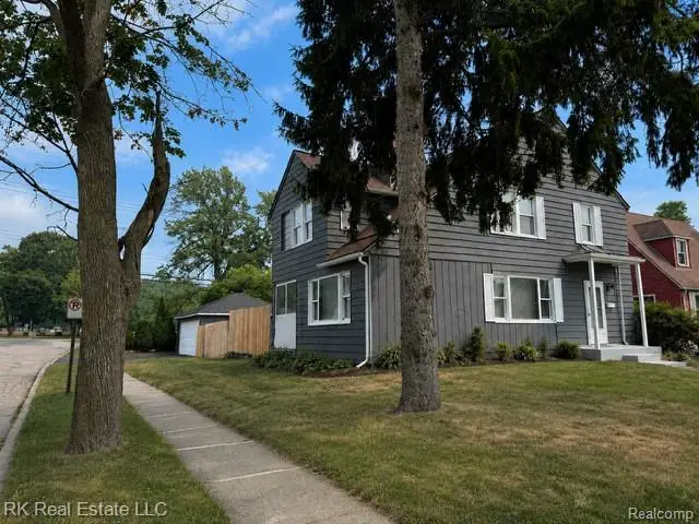 890 Spence Street, Pontiac, MI 48340 - #2