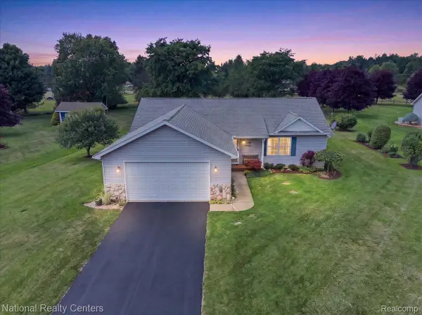 10844 Mackinaw Trail, Fowlerville, MI 48836