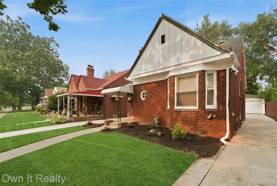 16748 Saint Marys Street, Detroit, MI 48235 - #2