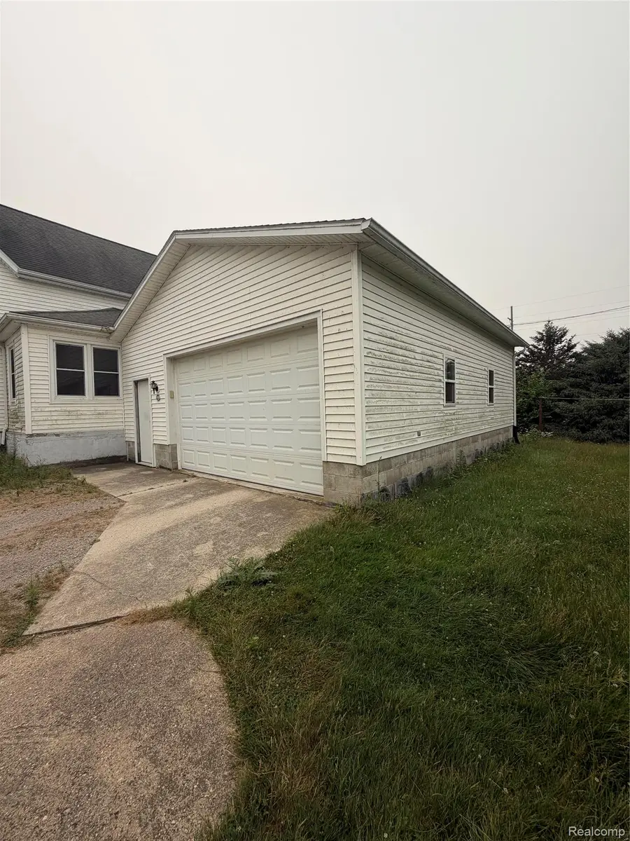 35 E Filion Road, Filion, MI 48432 - #2