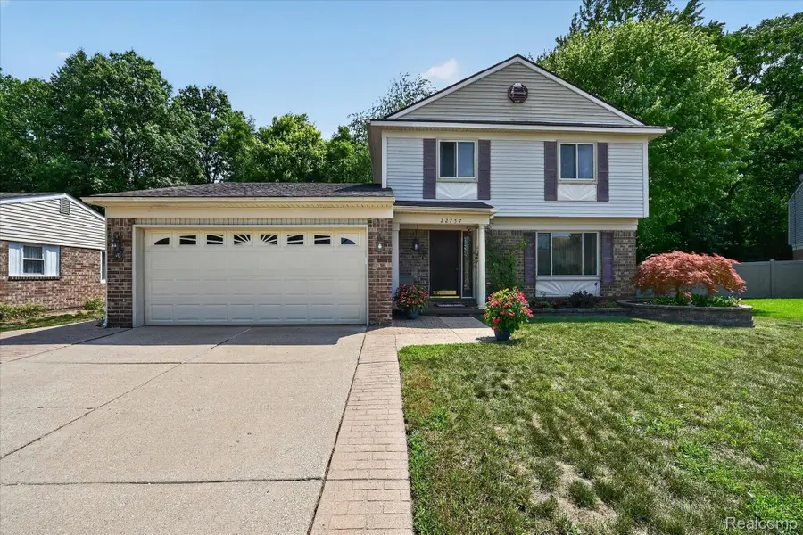 22757 Forestbrook Lane, Brownstown, MI 48134 - #3