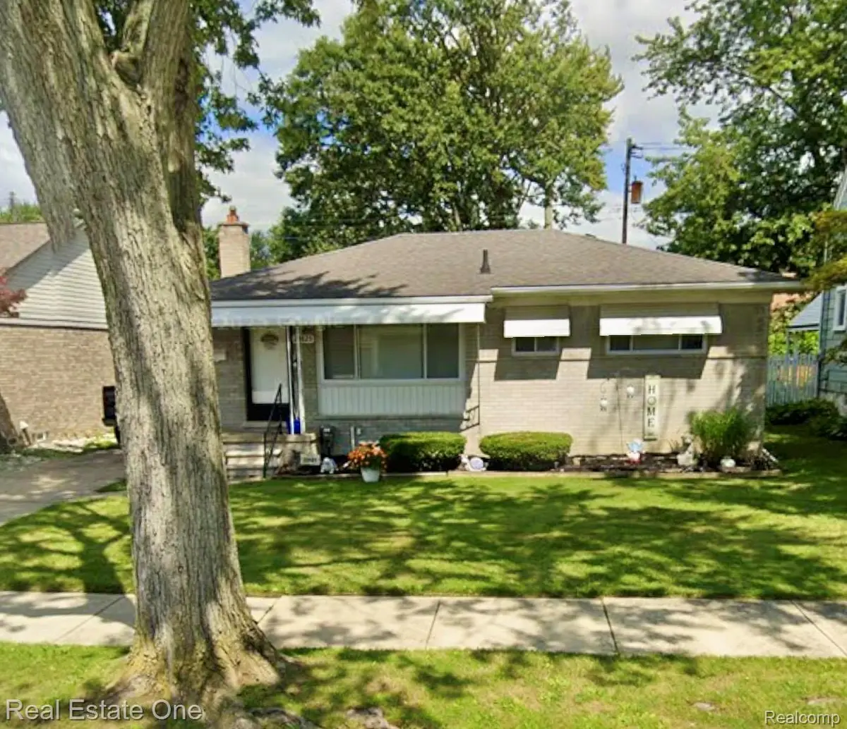 22825 Garfield Street, Saint Clair Shores, MI 48082 - #1