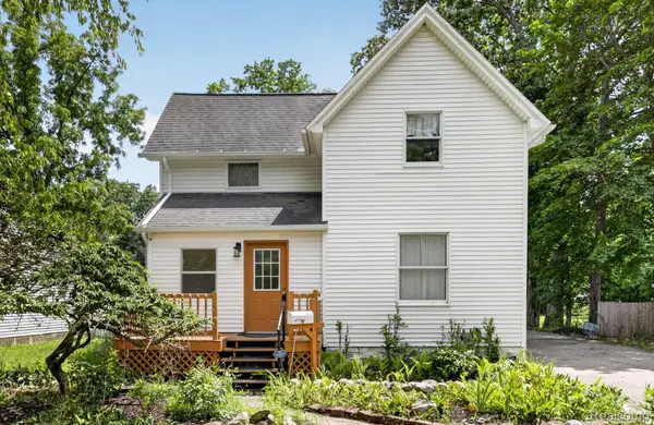 543 W Middle Street, Chelsea, MI 48118