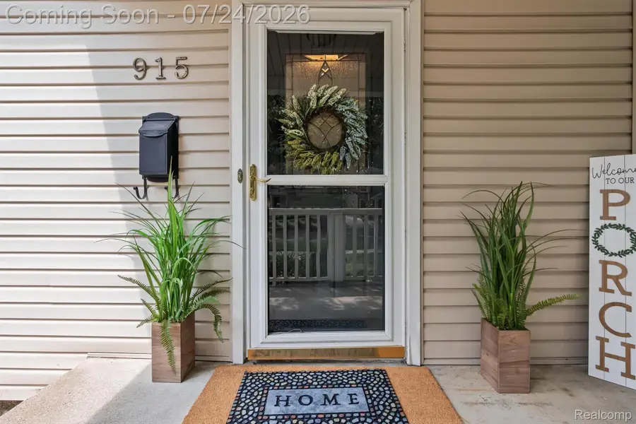 915 E 6th Street, Royal Oak, MI 48067 - #3
