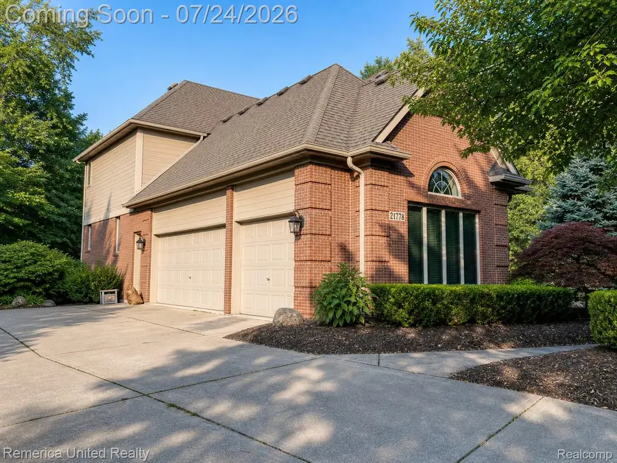 21778 Picadilly Circle, Novi, MI 48375 - #2