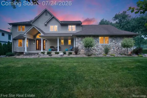 3556 Shady Beach Boulevard, OrchardLake, MI 48324