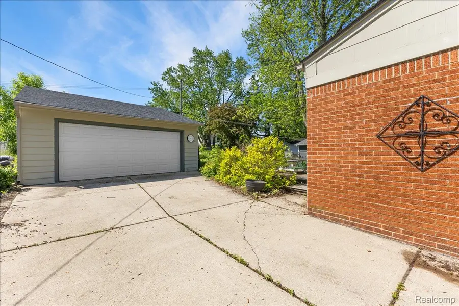 154 Nichols Drive, Saline, MI 48176 - #3