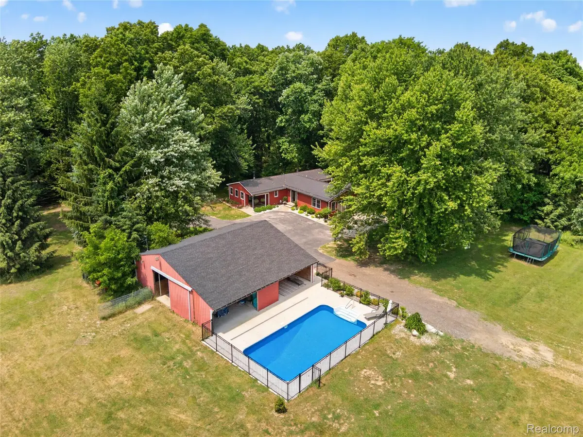 13635 Unadilla Road, Gregory, MI 48137 - #1