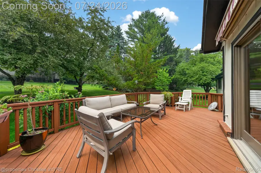 649 Heritage Lane, Rochester Hills, MI 48309 - #3