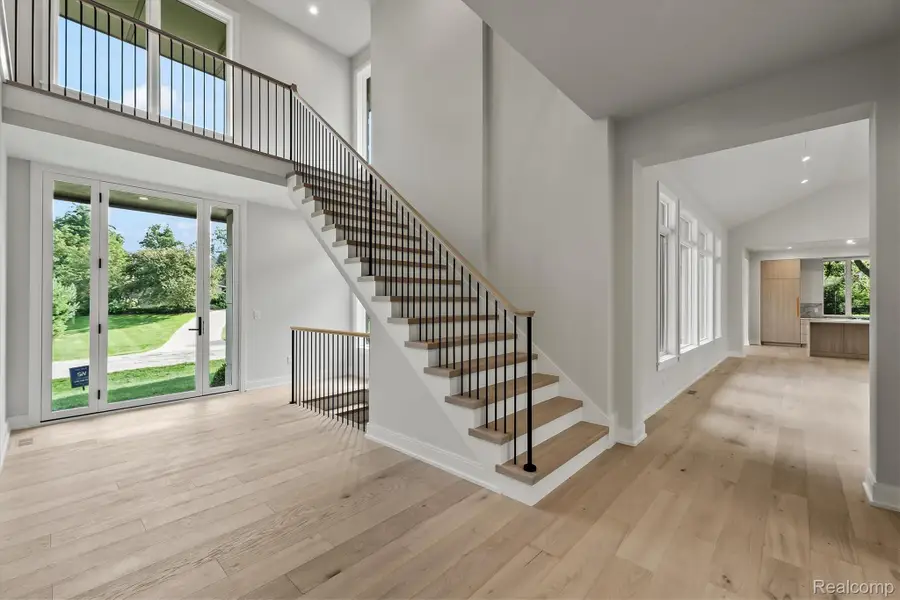 1465 Sodon Lake Drive, Bloomfield, MI 48302 - #2