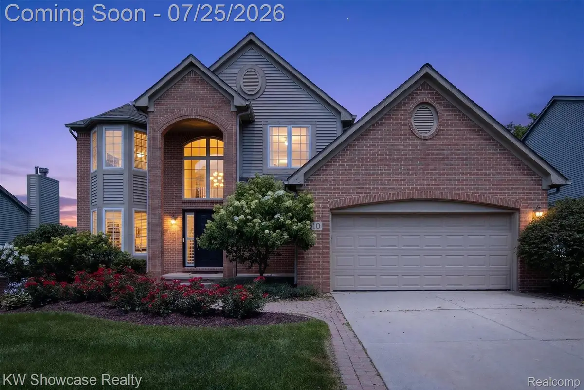 2810 Augusta Drive, Commerce Township, MI 48382 - #1