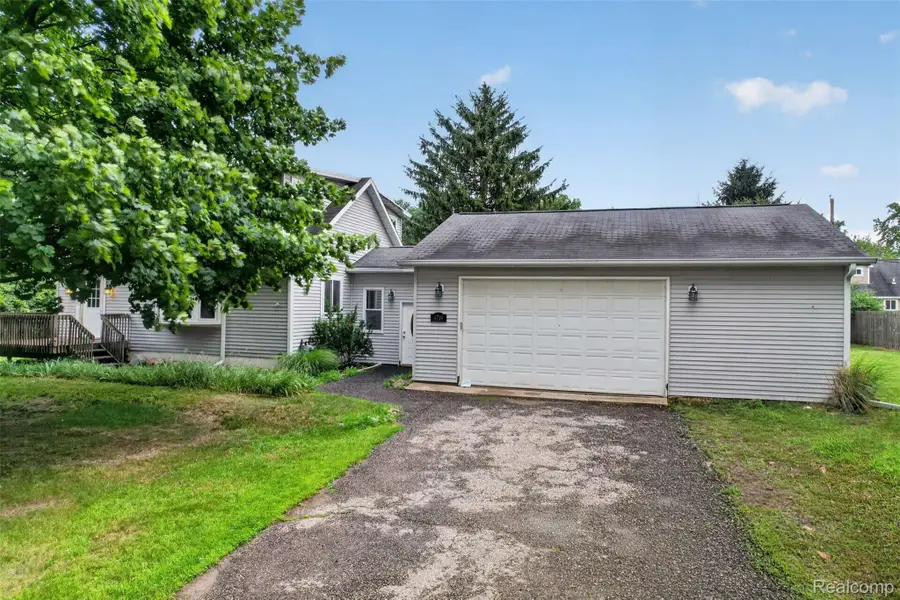 4719 Rosedale Court, Clarkston, MI 48348 - #3
