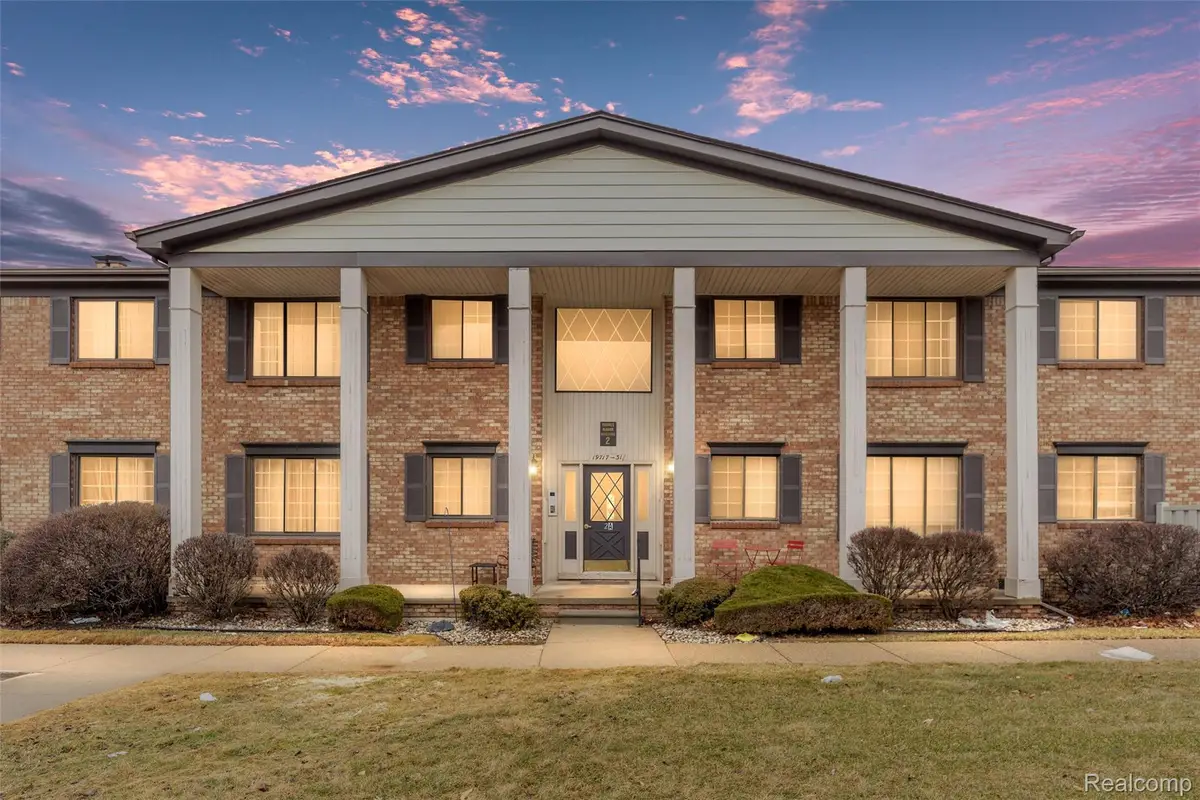 19729 Ridgemont Street #31, Saint Clair Shores, MI 48080 - #1